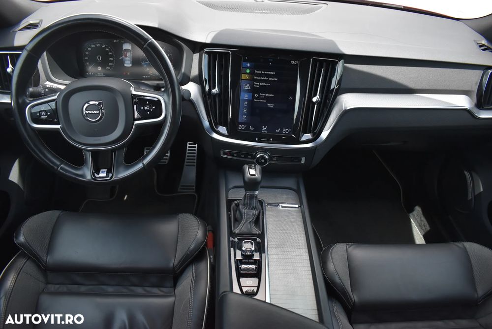 Volvo S60 T5 AWD R-Design - 10
