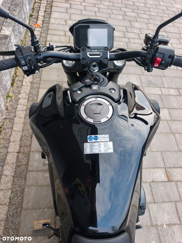 Honda CB - 25