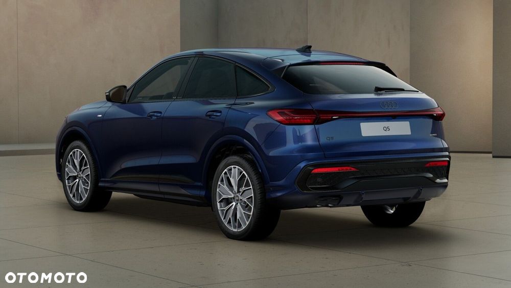 Audi Q5 Sportback - 4