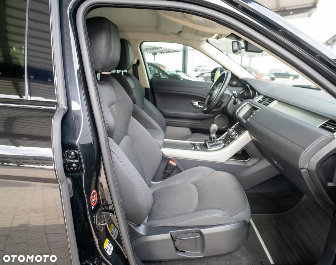 Land Rover Range Rover Evoque 2.0TD4 SE Dynamic - 29