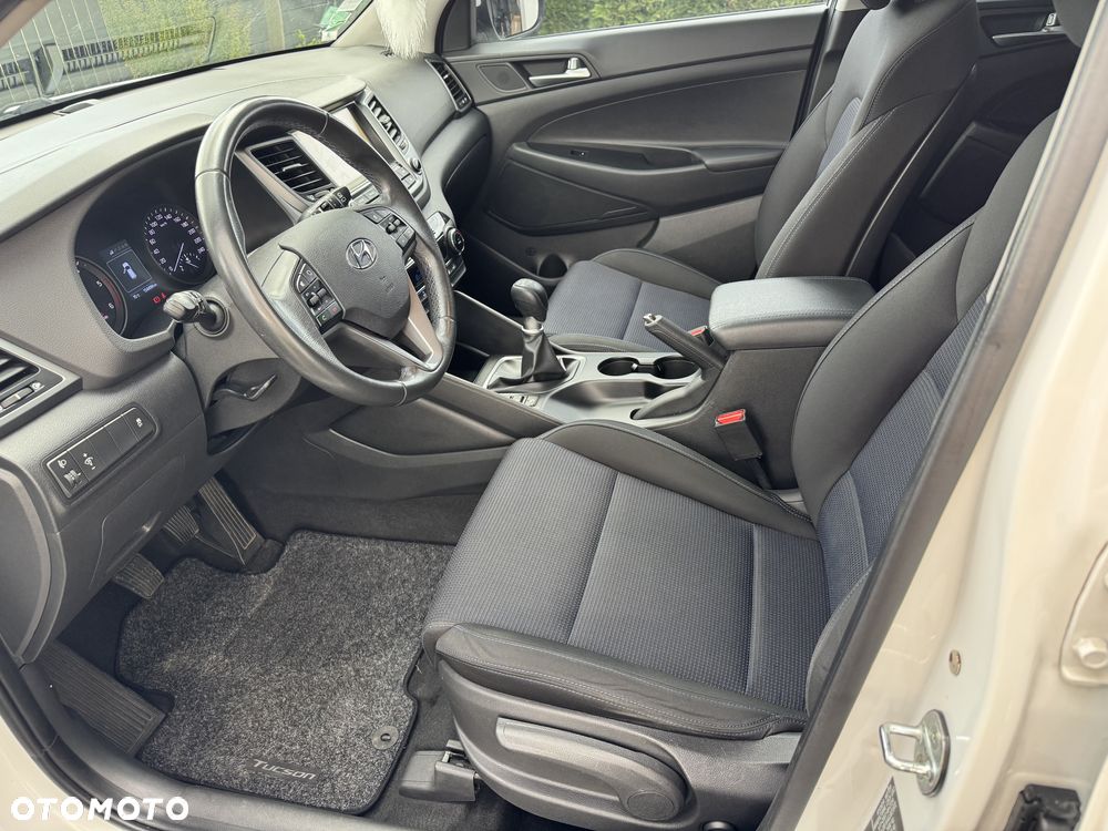 Hyundai Tucson blue 1.7 CRDi 2WD Style - 10