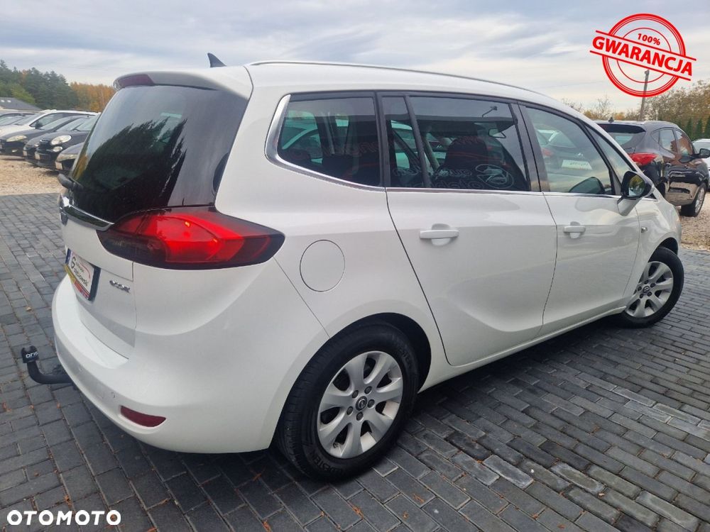 Opel Zafira - 10