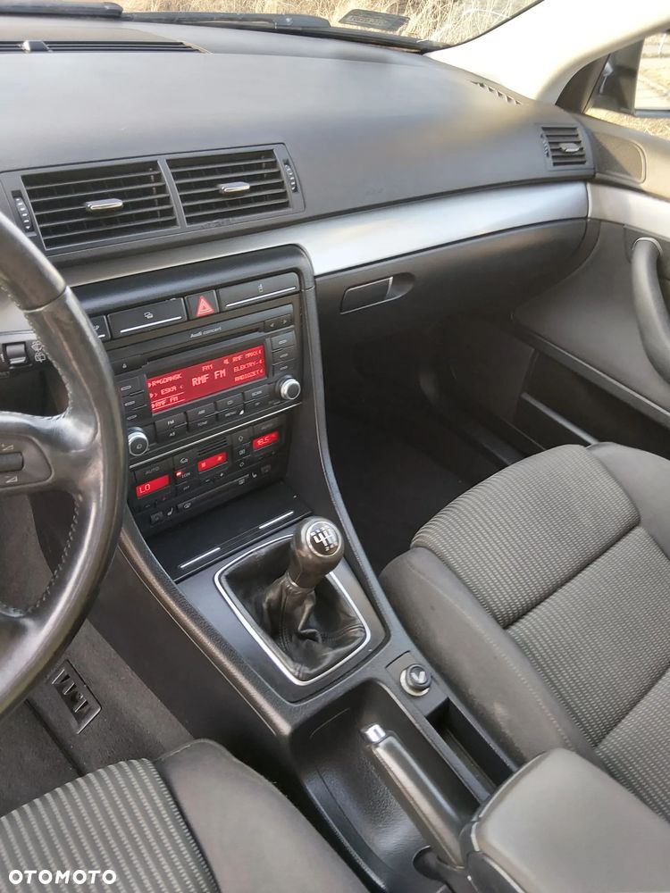 Audi A4 Avant 2.0T FSI - 6