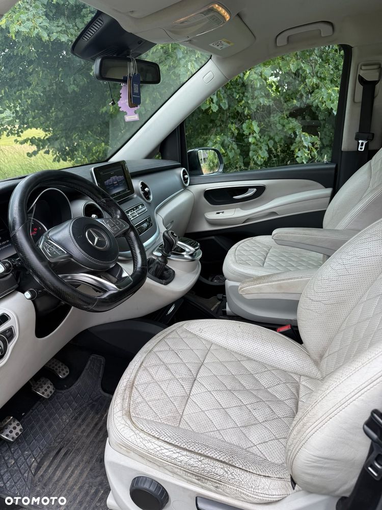 Mercedes-Benz Klasa V 220 CDI Avantgarde 7G-Tronic (ekstra d³) - 12