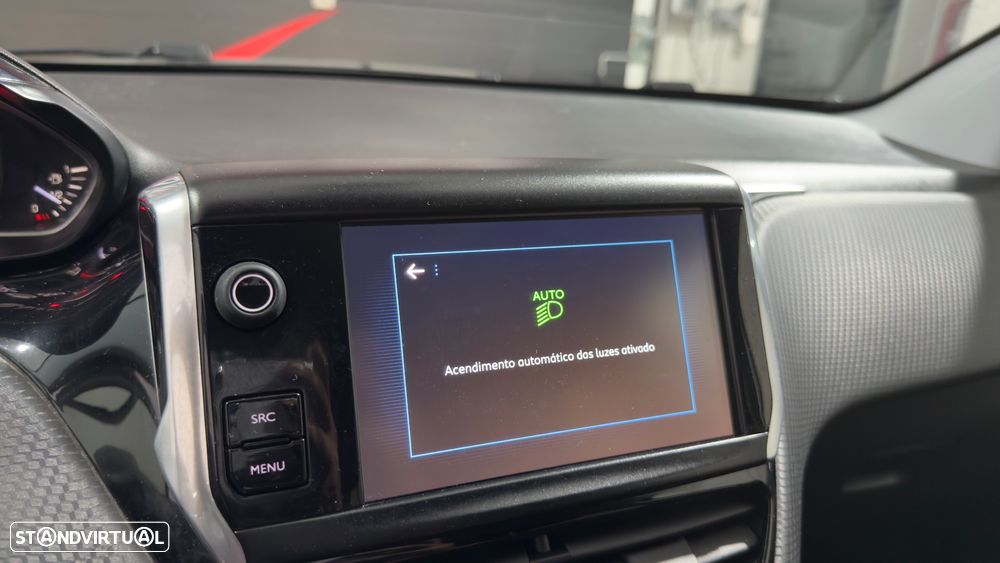 Peugeot 208 82 VTI Style - 20
