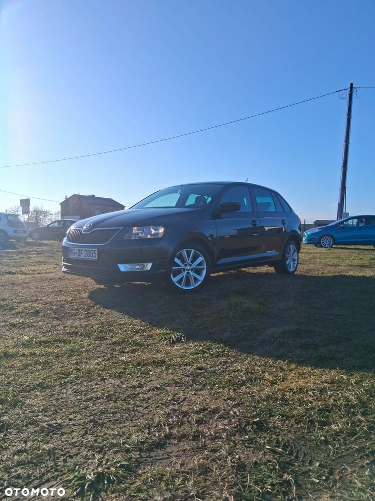 Skoda RAPID 1.2 TSI Active Green tec - 14