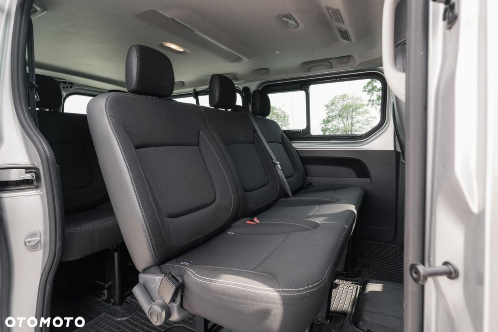 Renault Trafic - 16