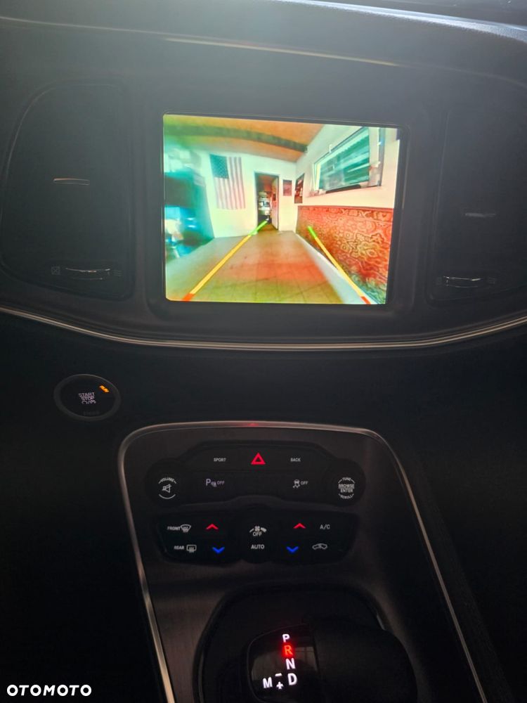 Dodge Challenger Automatik SXT Plus - 19