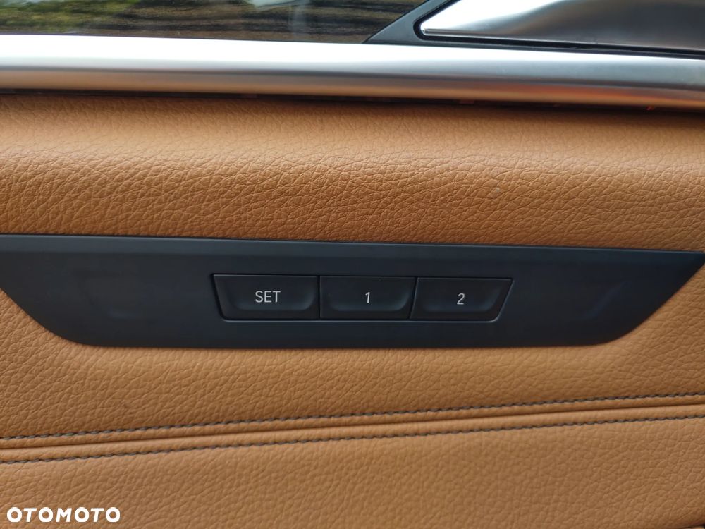 BMW Seria 5 530i GPF Luxury Line - 21