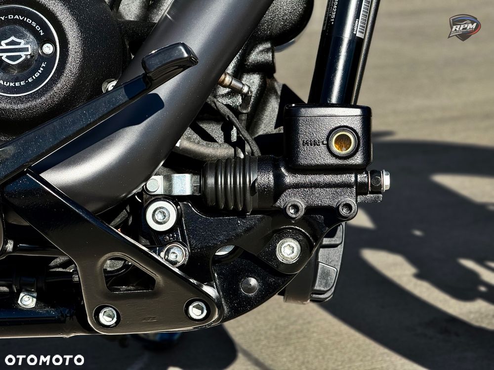 Harley-Davidson Softail Street Bob - 9