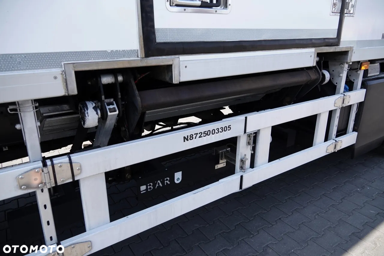 Scania P 410 / 6X2 / CHŁODNIA / SLÓWKA  / Agregat THERMO KING -  FRIGO BLOCK / 2X WINDA ZAŁADOWCZA / MUTITEMPERATURA/ OŚ PODNOSZONA PO ZŁOTYM KONTRAKCIE SERWISOWYM - 19
