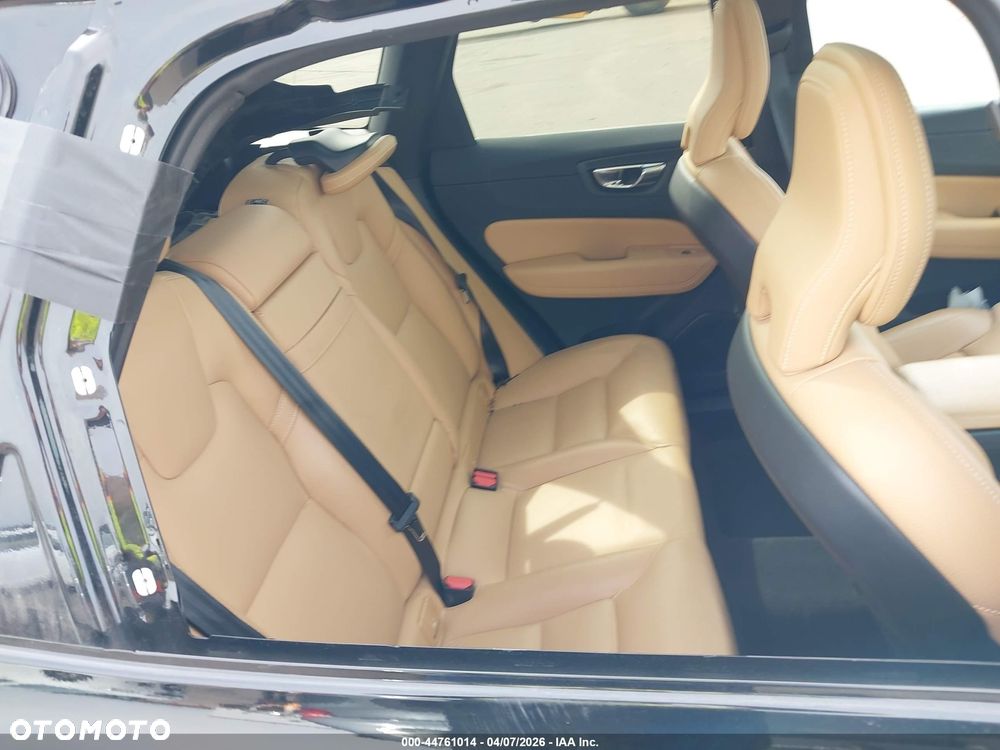 Volvo XC 60 T6 AWD Inscription - 13