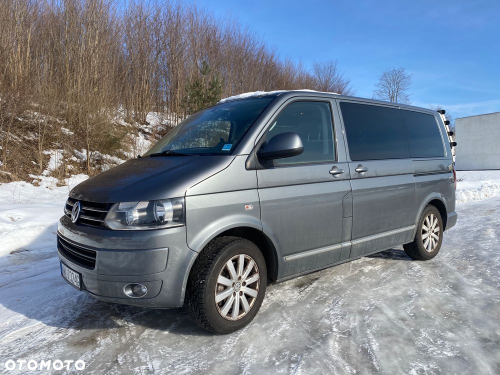 Volkswagen Multivan - 2