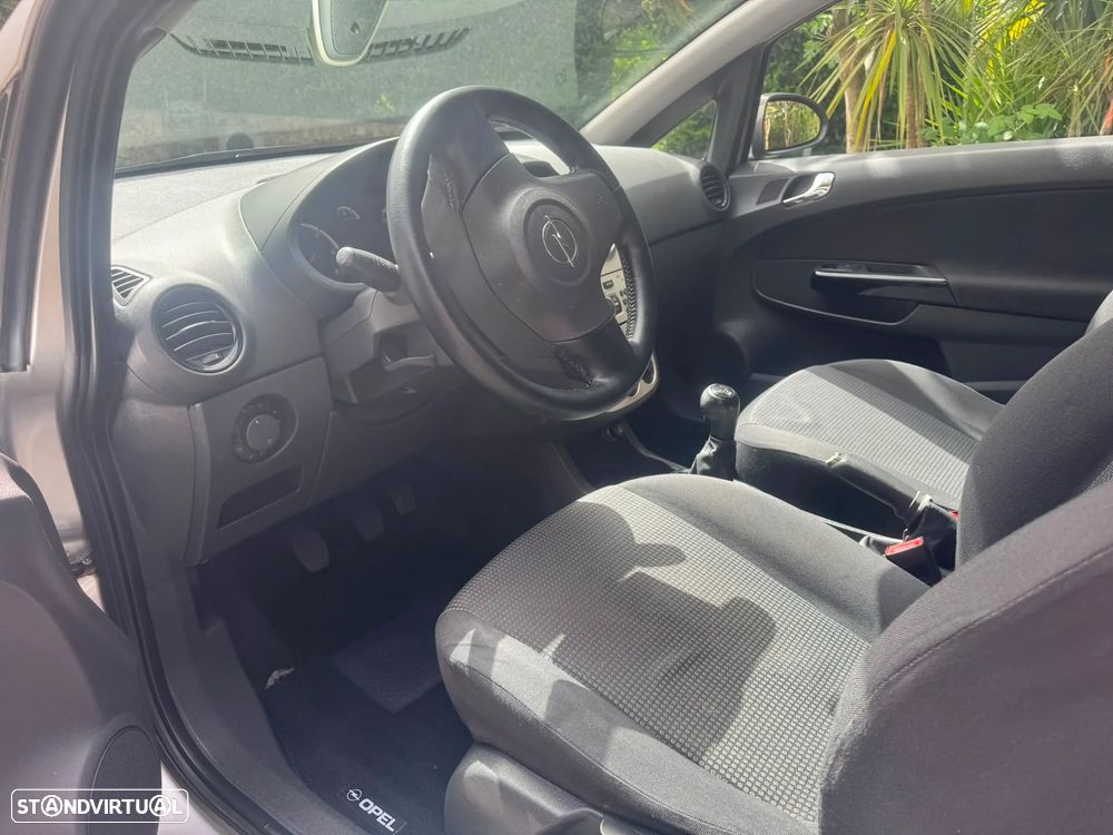 Opel Corsa 1.3 CDTi - 26