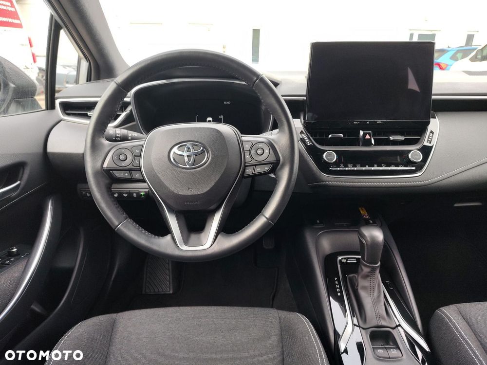 Toyota Corolla - 11