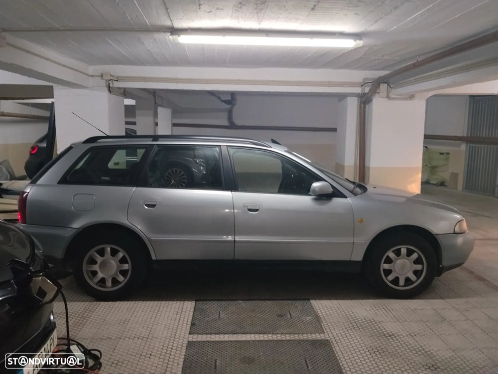 Audi A4 Avant - 6