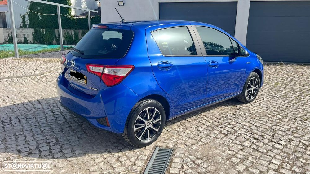 Toyota Yaris 1.5 HSD Comfort+P.Style - 3