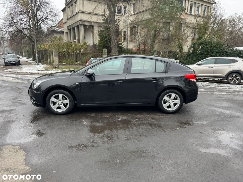 Chevrolet Cruze 1.6 LT+ - 3