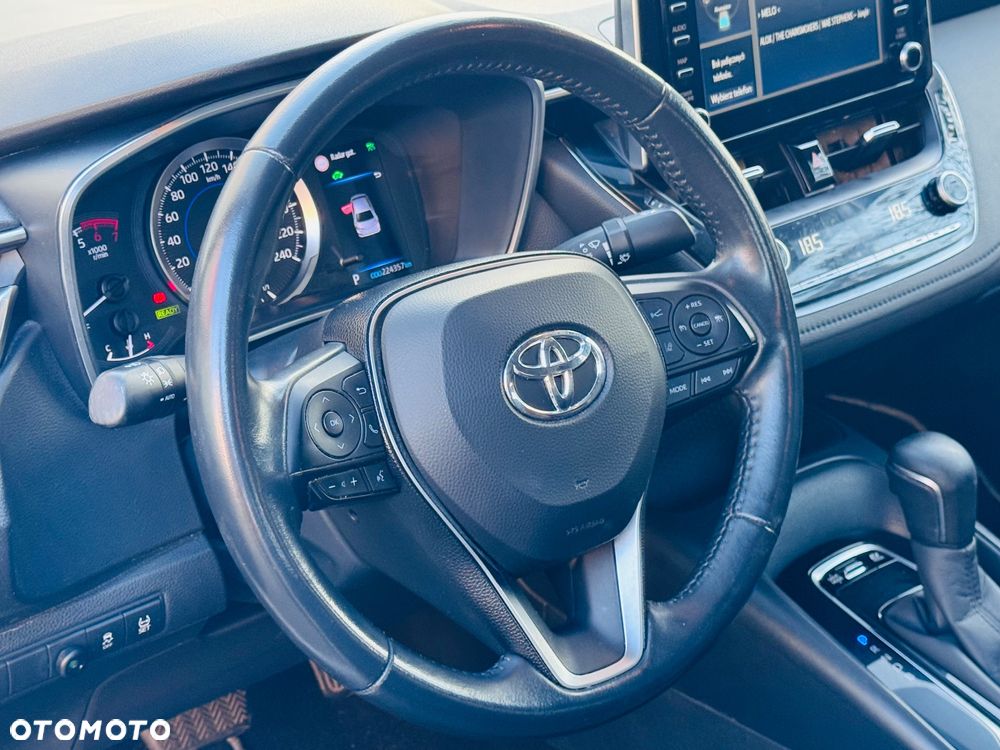 Toyota Corolla - 24