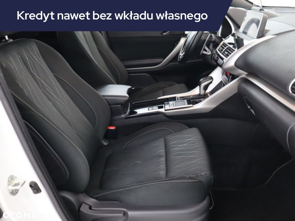 Mitsubishi Eclipse Cross - 11