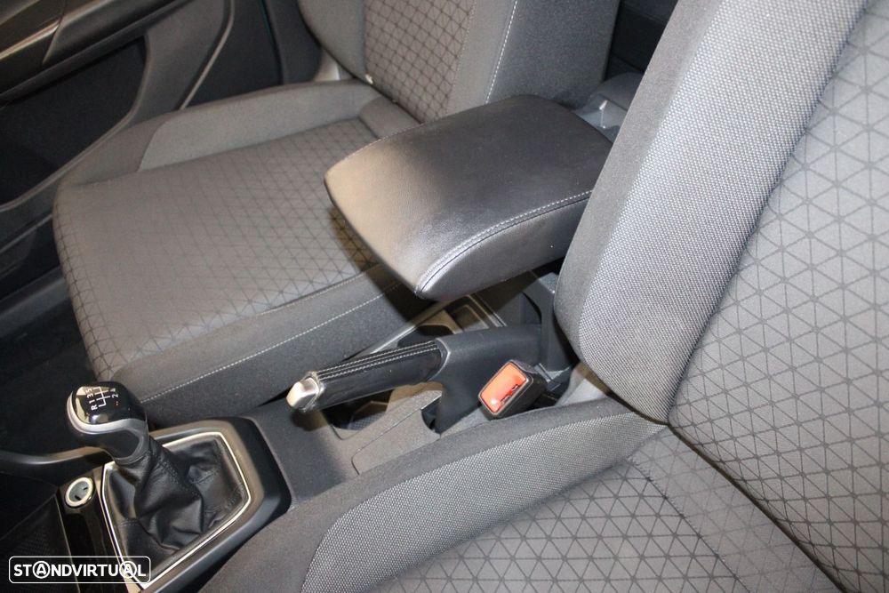 VW T-Cross 1.0 TSI Life - 23