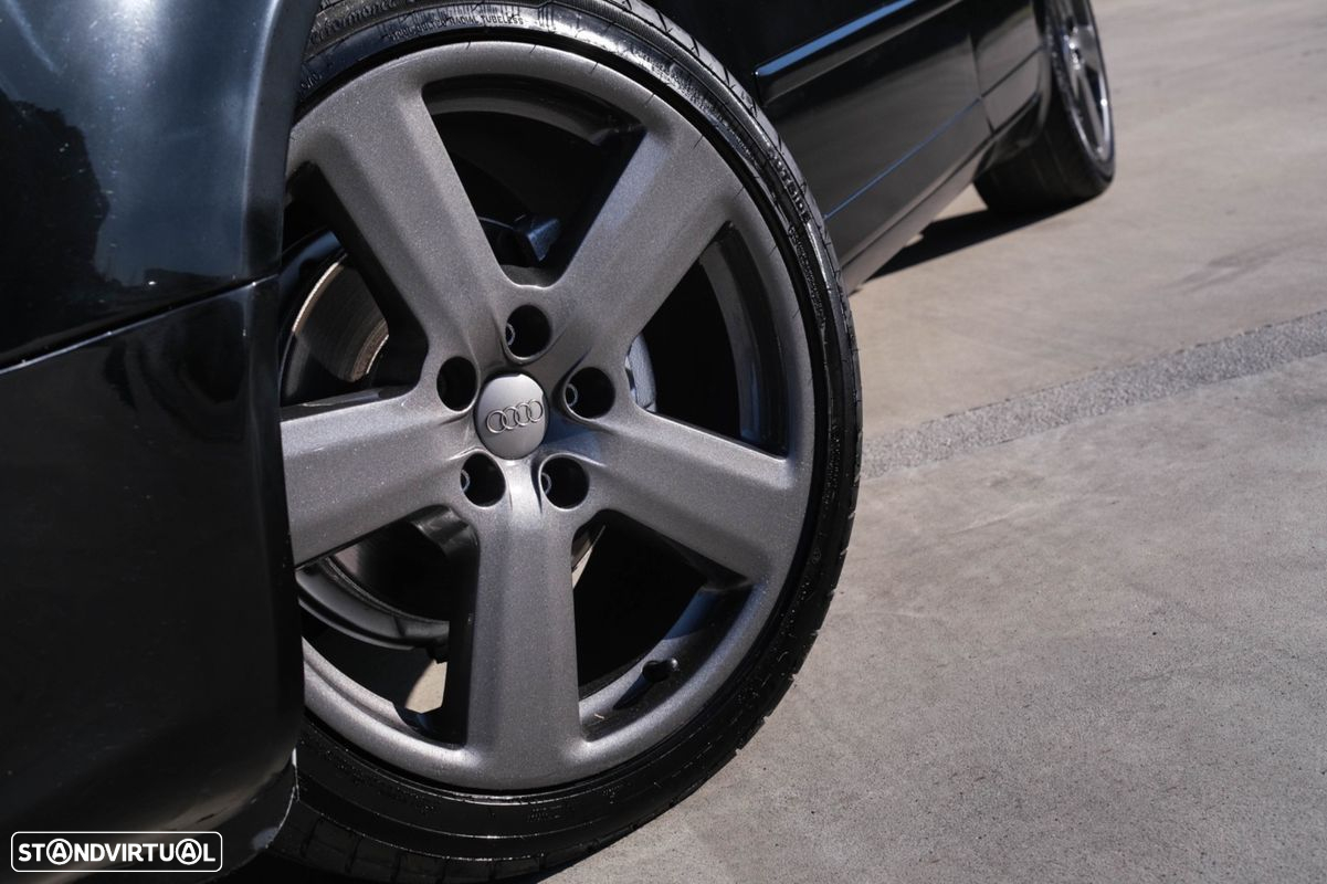 Audi A4 Avant 2.0 TDI S-line - 3