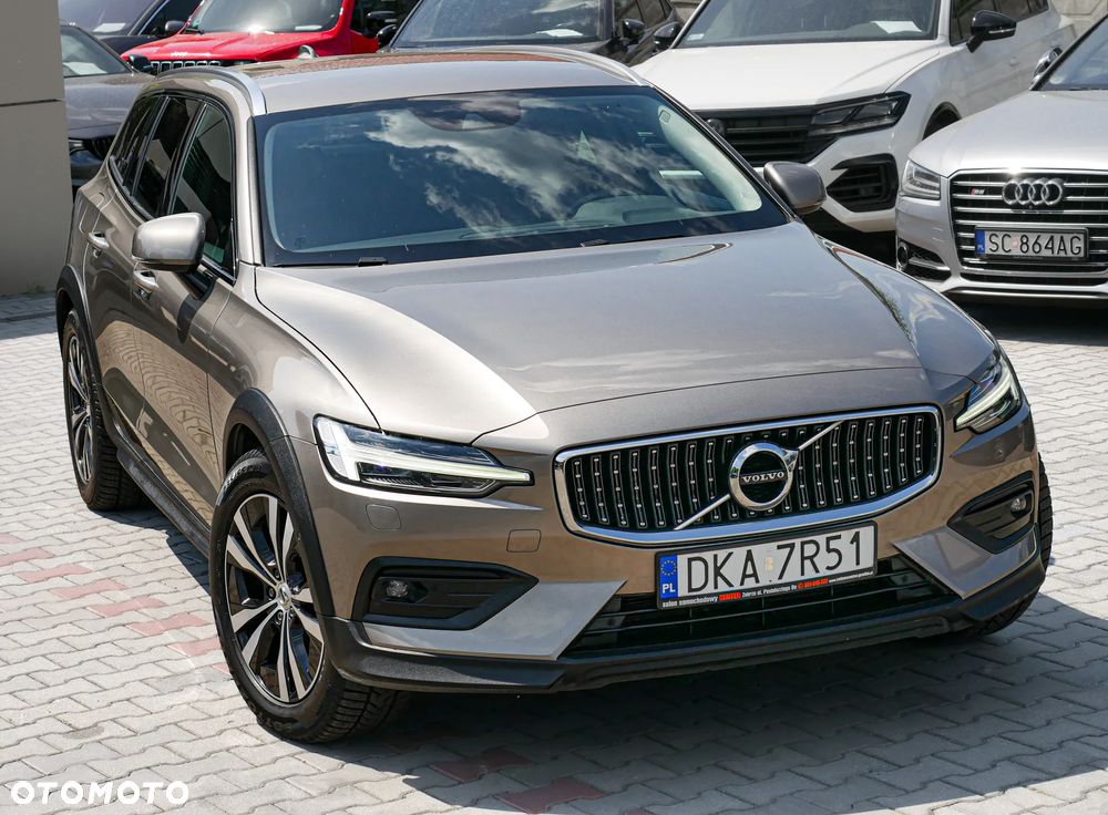 Volvo V60 Cross Country D4 AWD Geartronic Pro - 41
