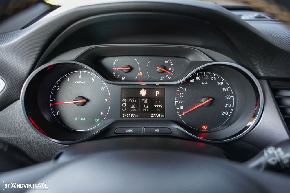 Opel Crossland X - 27