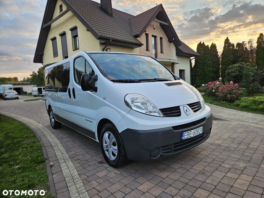 Renault Trafic Passenger Expression - 7