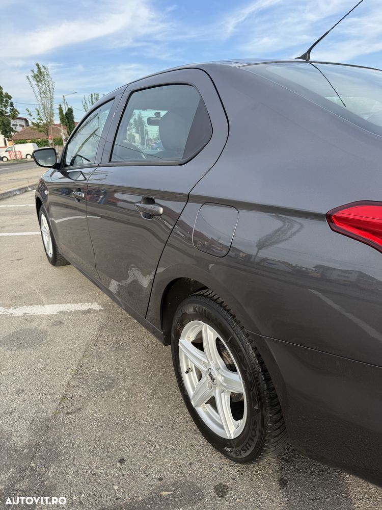 Citroën C-Elysée 1.2 PureTech BVM Feel - 8