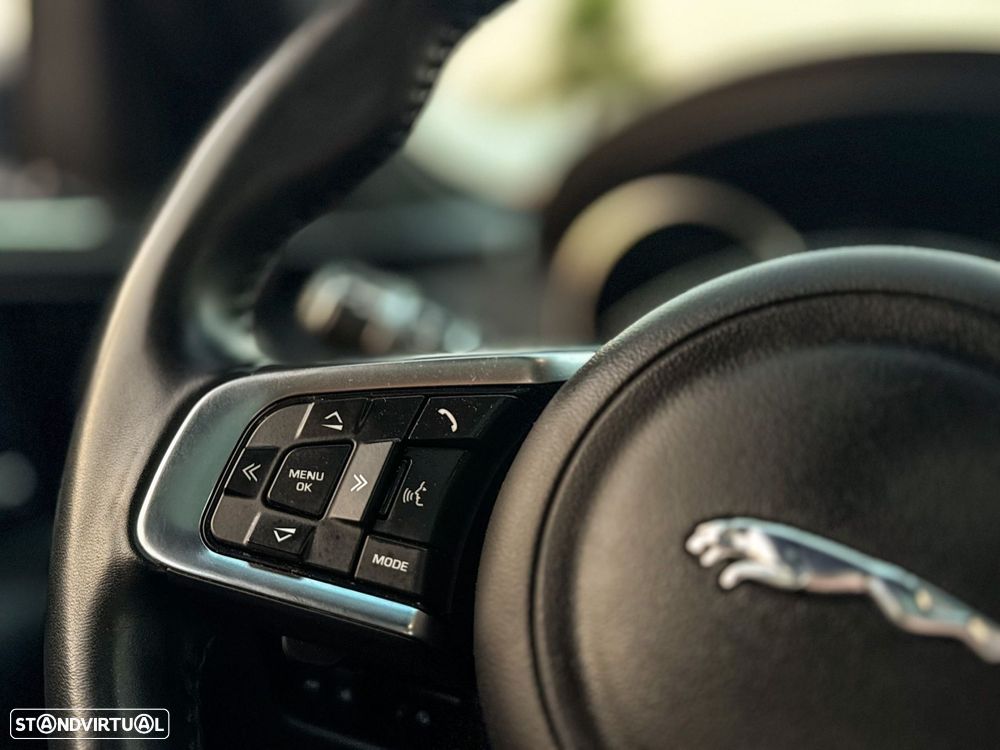 Jaguar F-Pace 20d Aut. R-Sport - 39