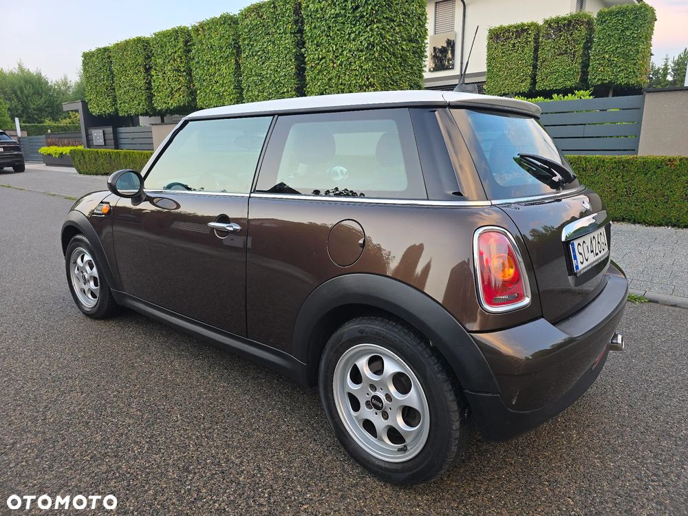 MINI Cooper D 50 Mayfair - 11