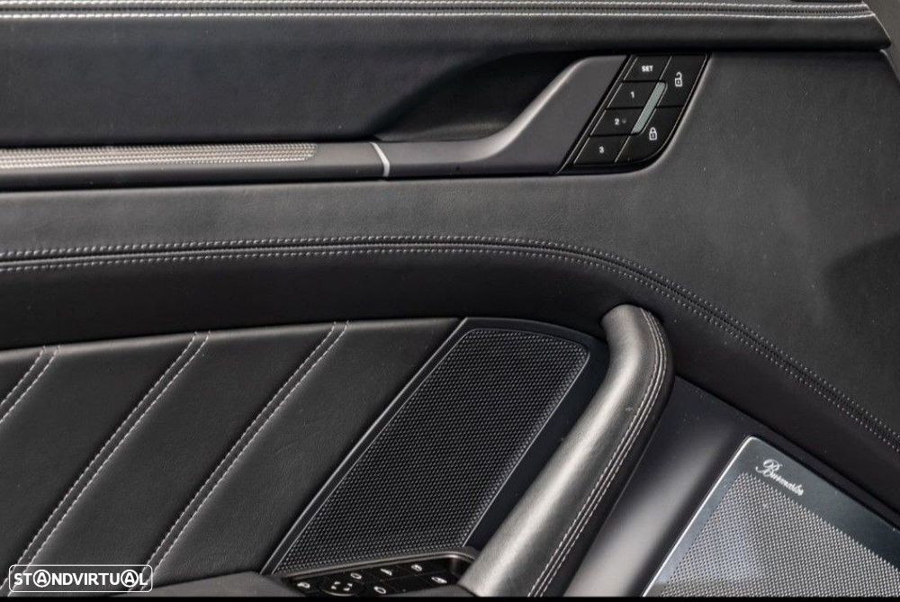 Porsche 911 (992) Carrera 4 GTS - 15