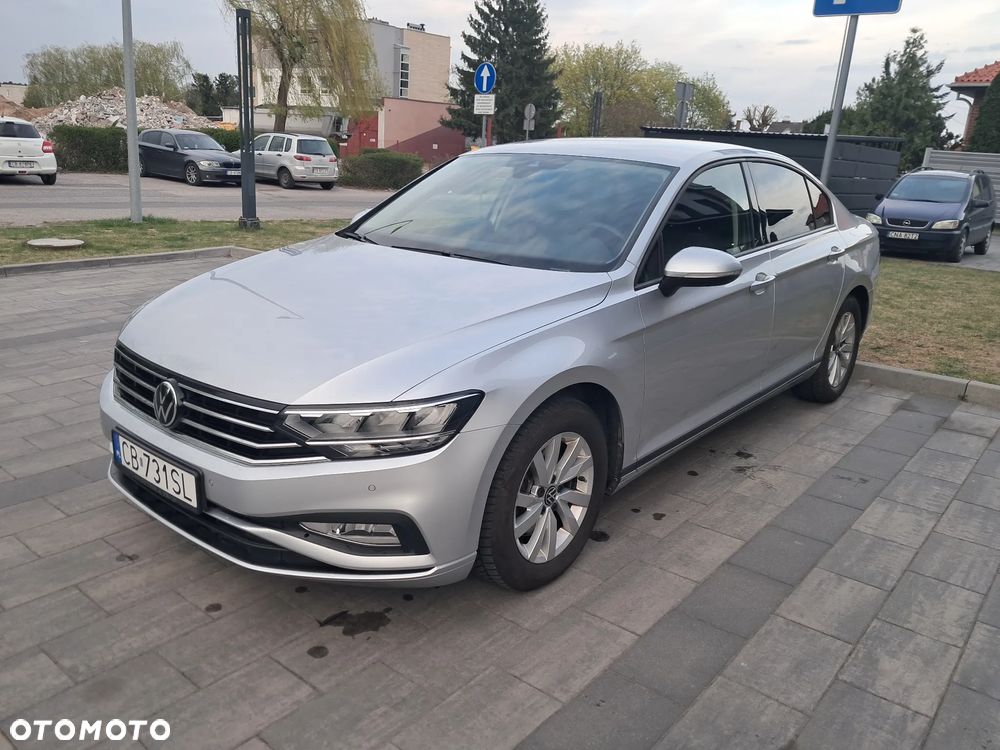 Volkswagen Passat 1.5 TSI EVO Essence DSG - 4