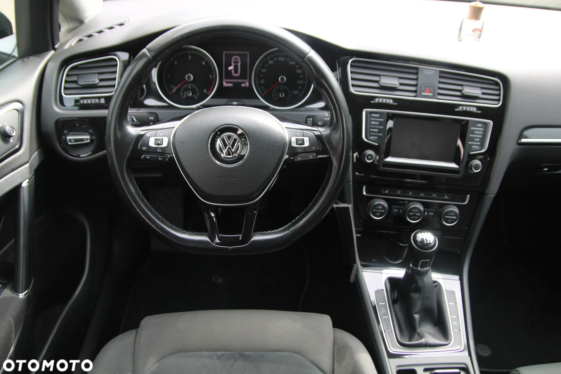 Volkswagen Golf VII 2.0 TDI BMT Highline - 13