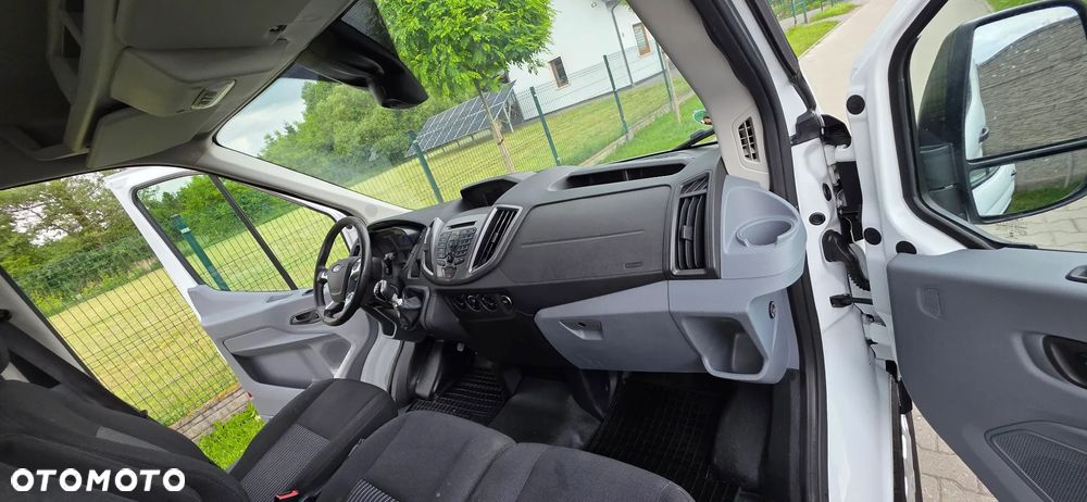 Ford Transit - 15