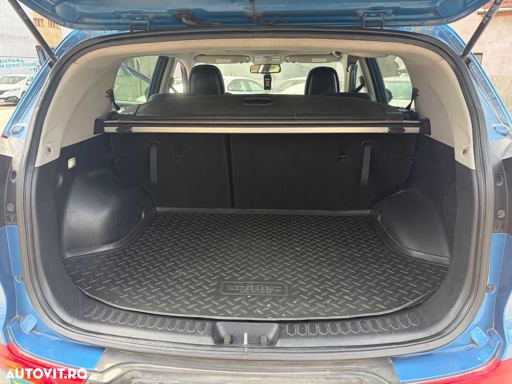 Kia Sportage 2.0 CRDI 184 4WD Fifa World Cup Edition - 10