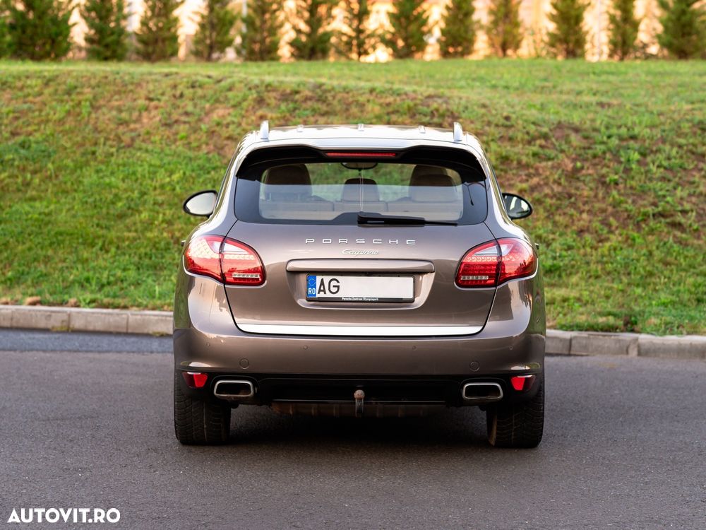 Porsche Cayenne 3.0 L V6 - 20