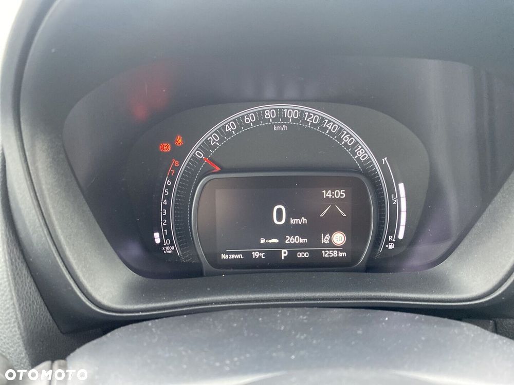 Toyota Aygo X - 9