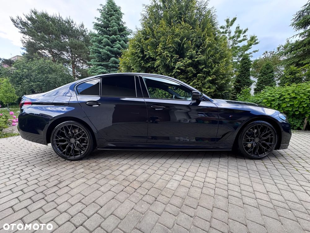 BMW Seria 5 520d xDrive M Sport sport - 11