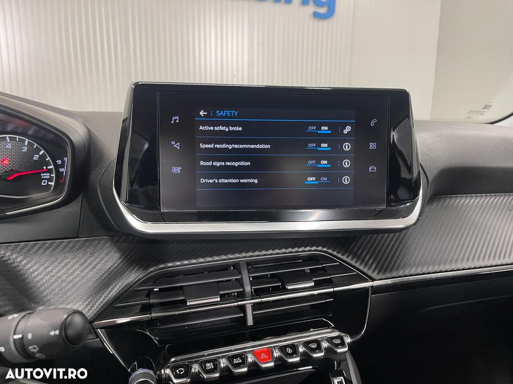 Peugeot 2008 BlueHDi 130 EAT8 Active - 20