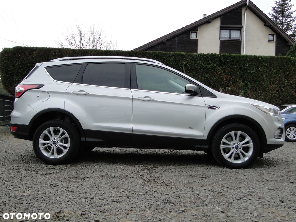 Ford Kuga 2.0 TDCi 4x4 Titanium - 4
