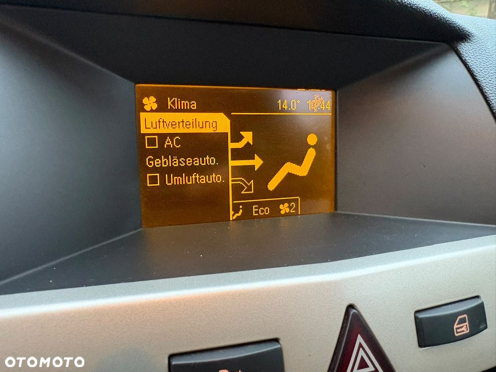Opel Astra - 10