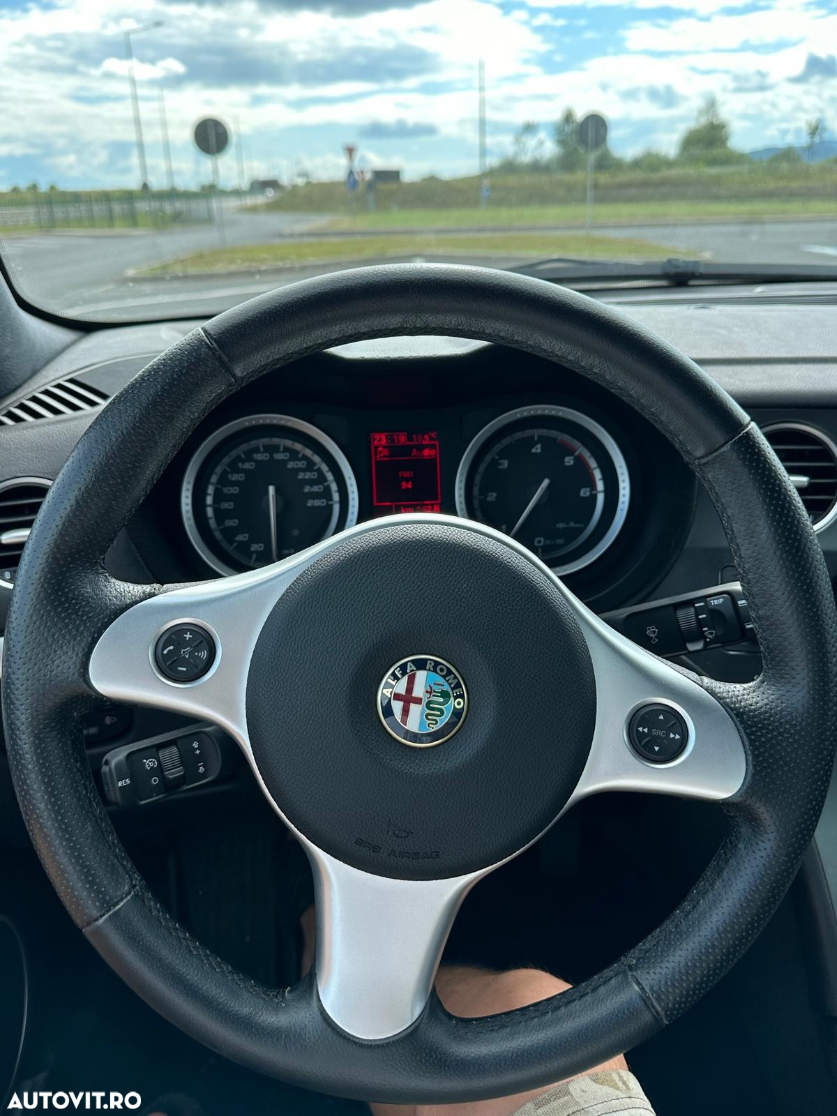 Alfa Romeo Spider 2.4 MJet - 14