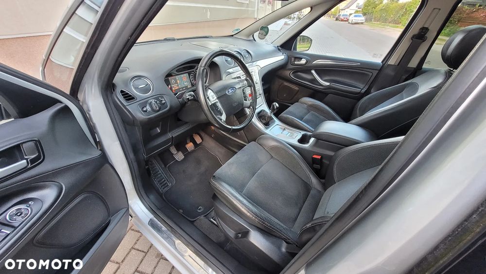 Ford S-Max 2.0 TDCi Titanium - 17