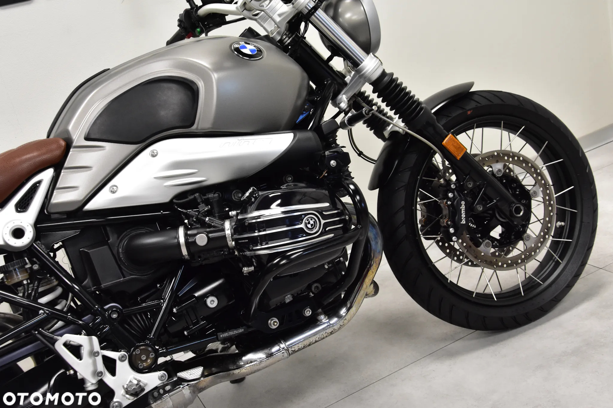 BMW R - 11