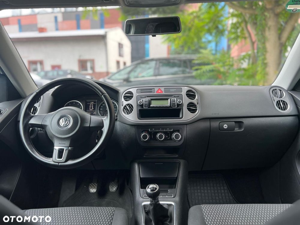 Volkswagen Tiguan - 8
