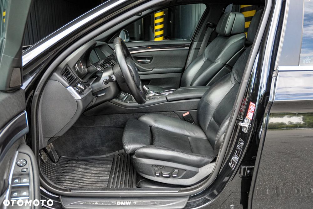 BMW Seria 5 520d Touring - 7