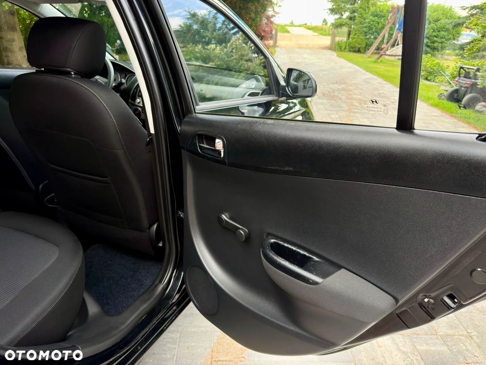 Hyundai i20 1.25 Wersja Jubileuszowa - 13