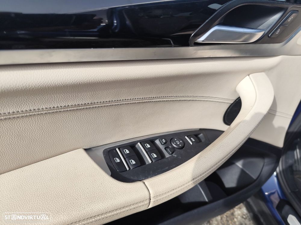 BMW X3 20 d xDrive - 28